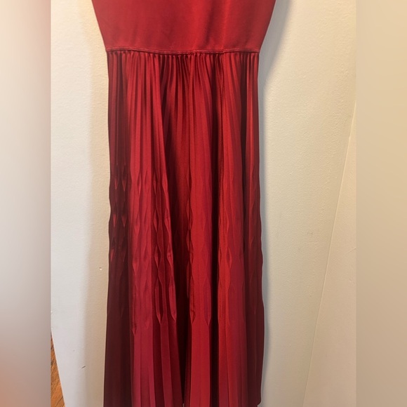 Theory Knit Combo Dress in Recycled Satin - Picture 4 of 14